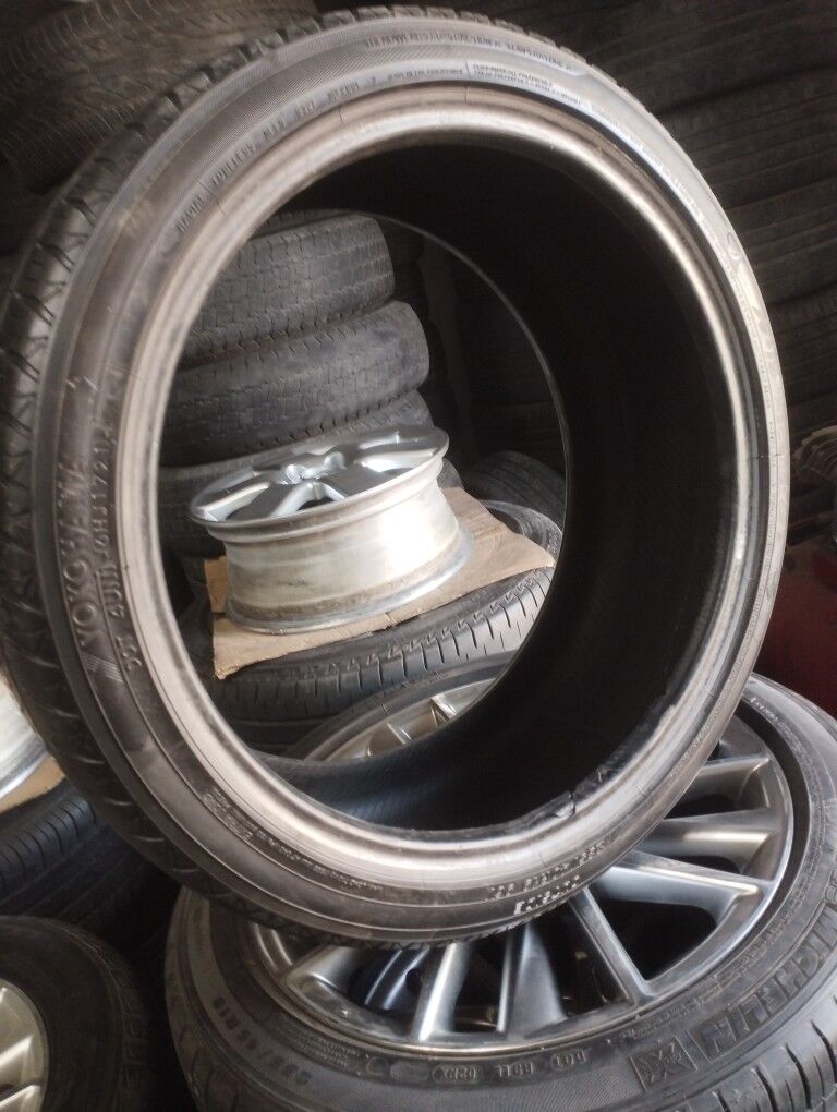 235 40 19 YOKOHAMA 400 TMT - Хитровка - img 2