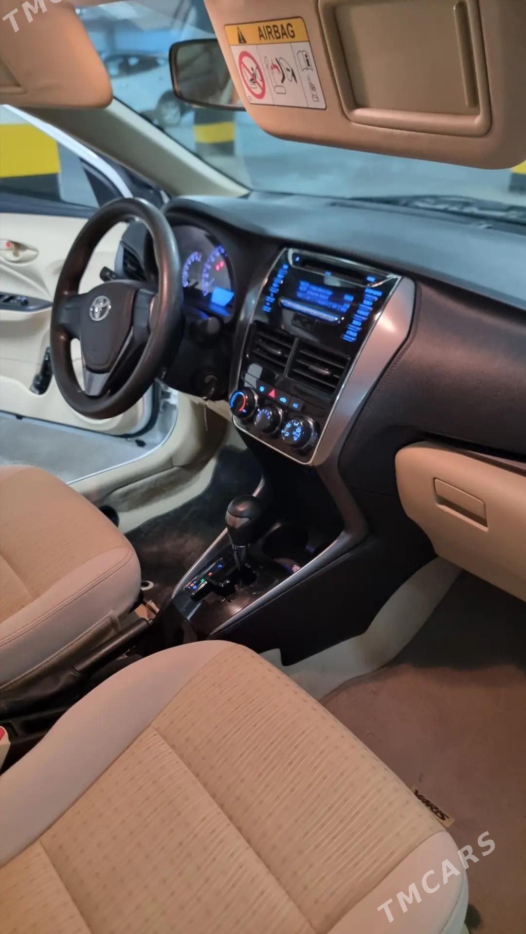 Toyota Yaris 2020 - 195 000 TMT - Кëши - img 2