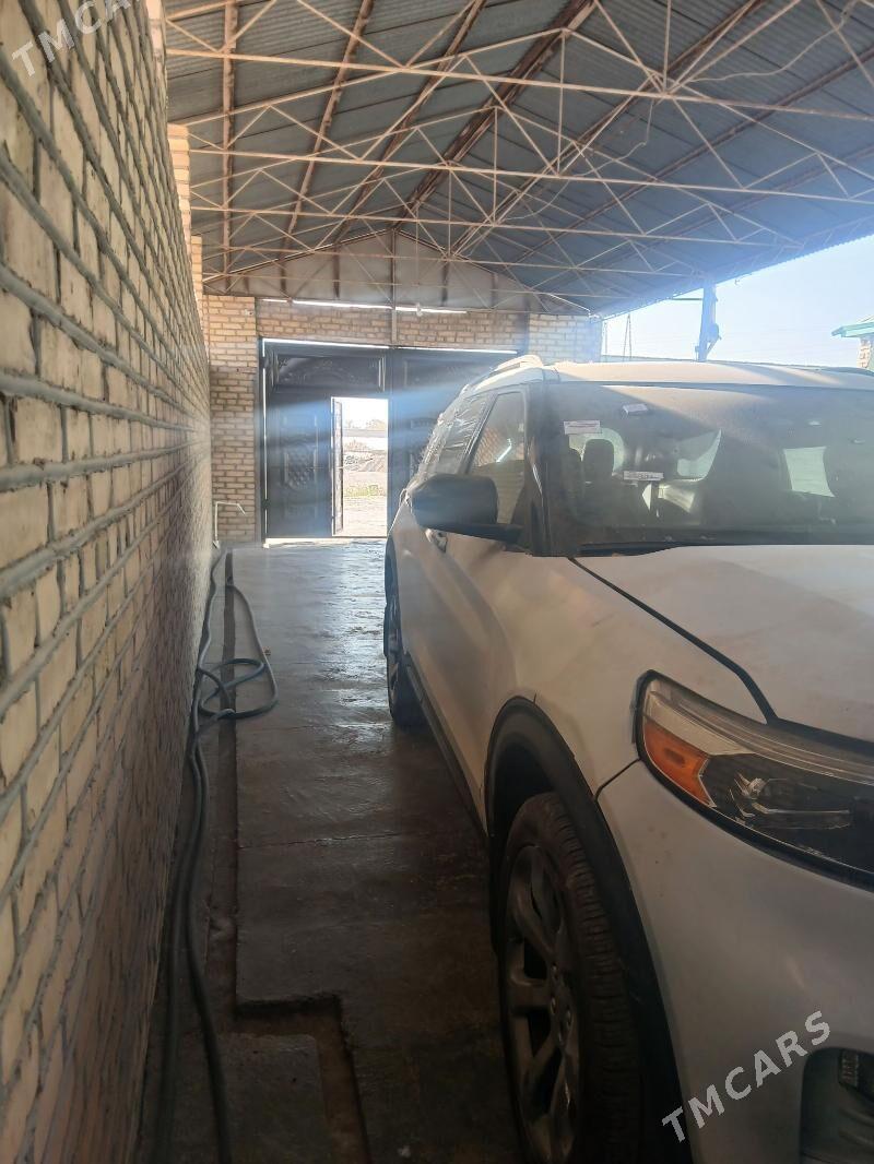 Ford Explorer 2021 - 400 000 TMT - Baýramaly - img 2