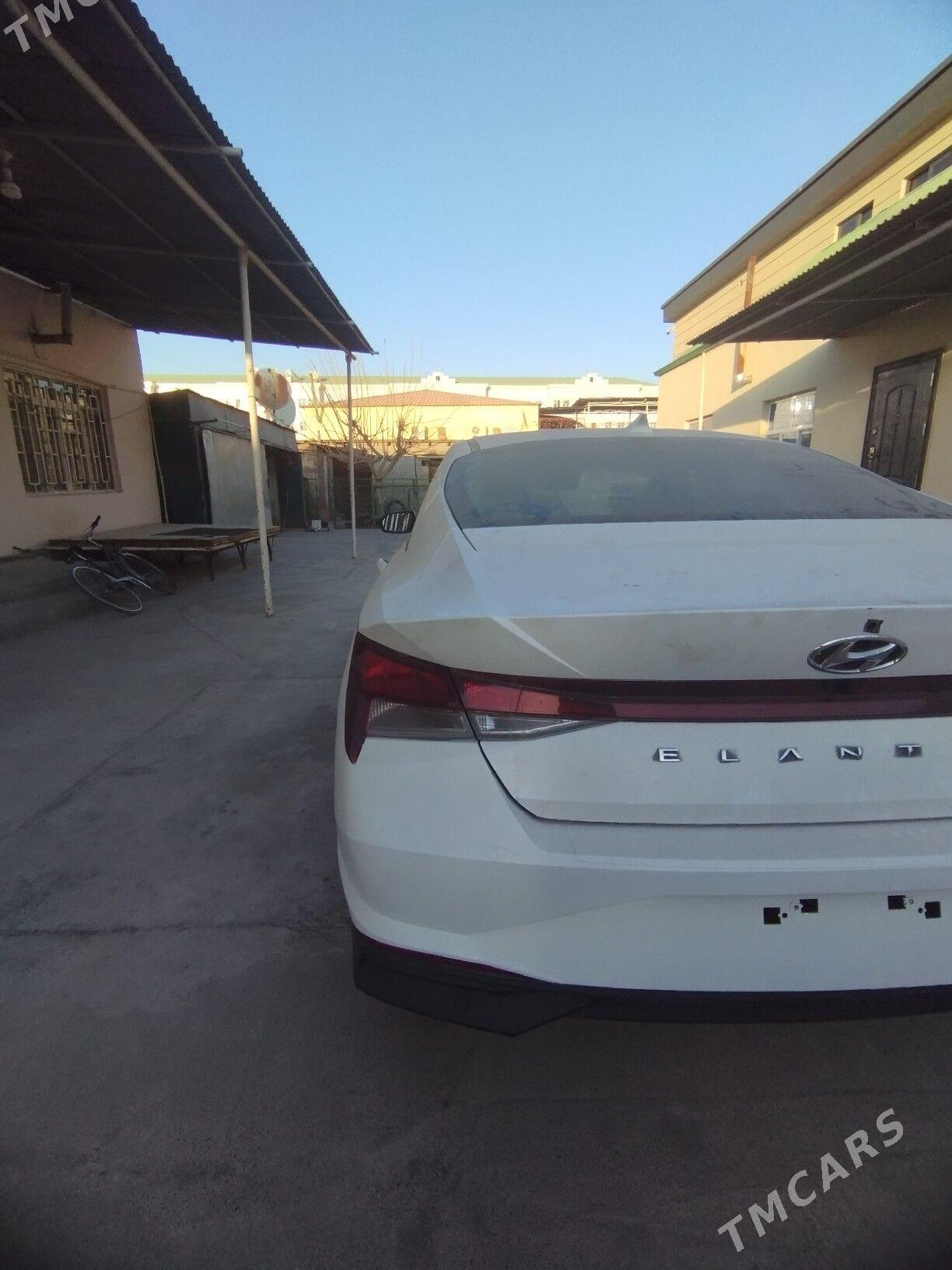 Hyundai Elantra 2021 - 215 000 TMT - Aşgabat - img 2