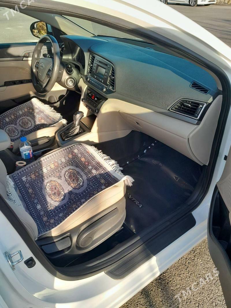 Hyundai Elantra 2018 - 190 000 TMT - Aşgabat - img 5
