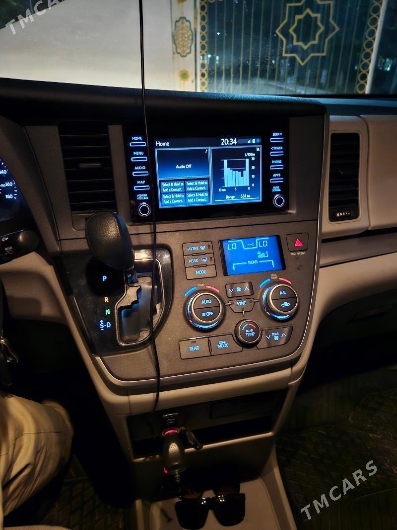 Toyota Sienna 2020 - 420 000 TMT - Мары - img 9