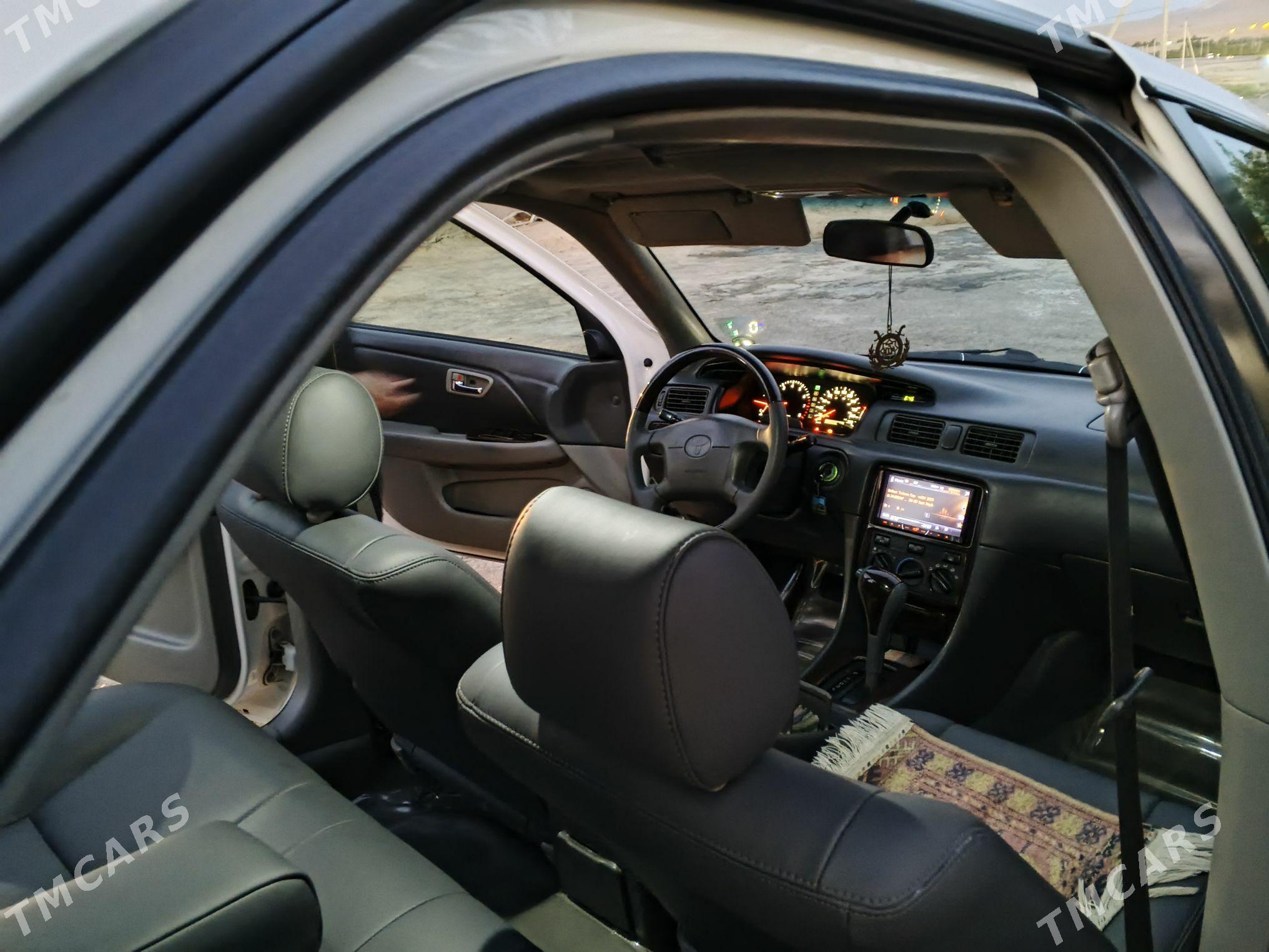 Toyota Camry 2000 - 179 000 TMT - Bäherden - img 6