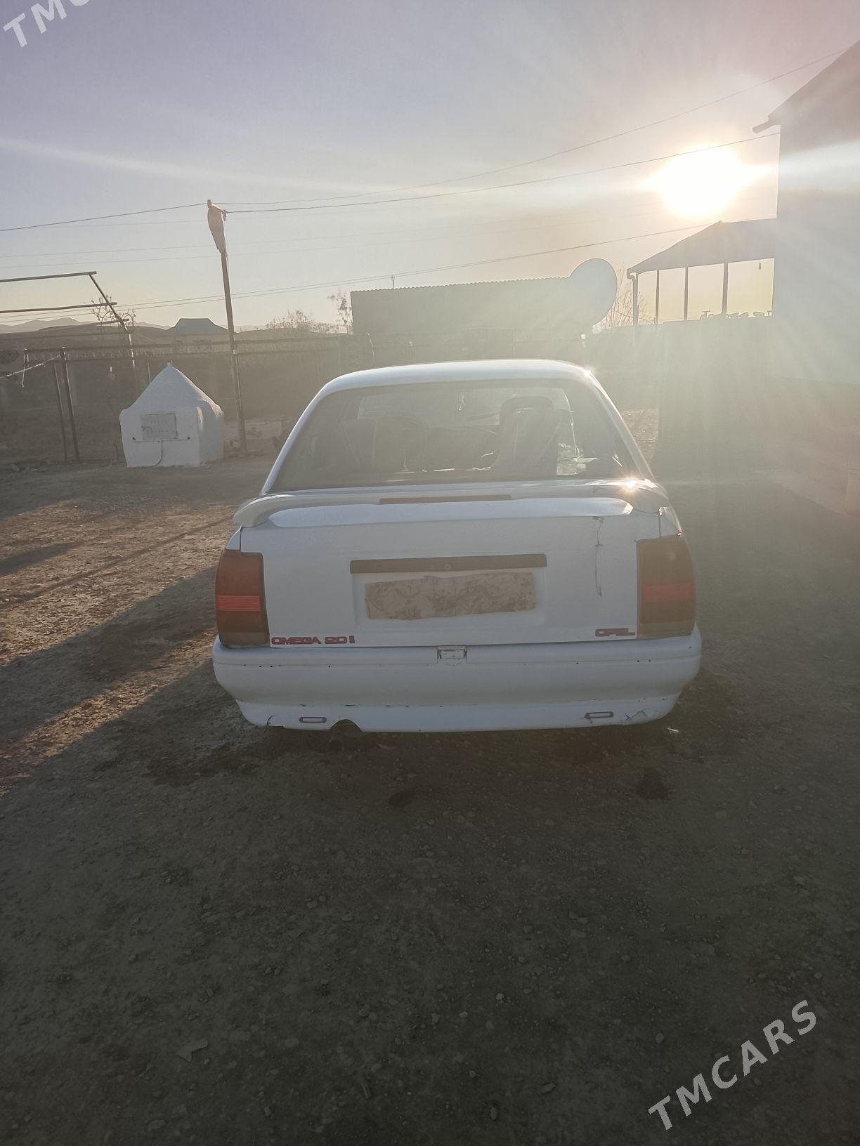 Opel Omega 1989 - 20 000 TMT - Махтумкули - img 6