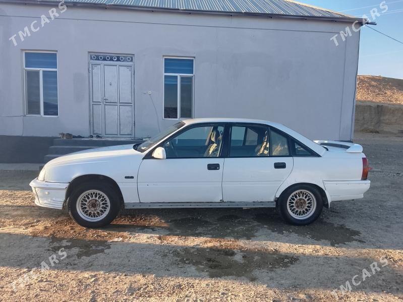 Opel Omega 1989 - 20 000 TMT - Махтумкули - img 2