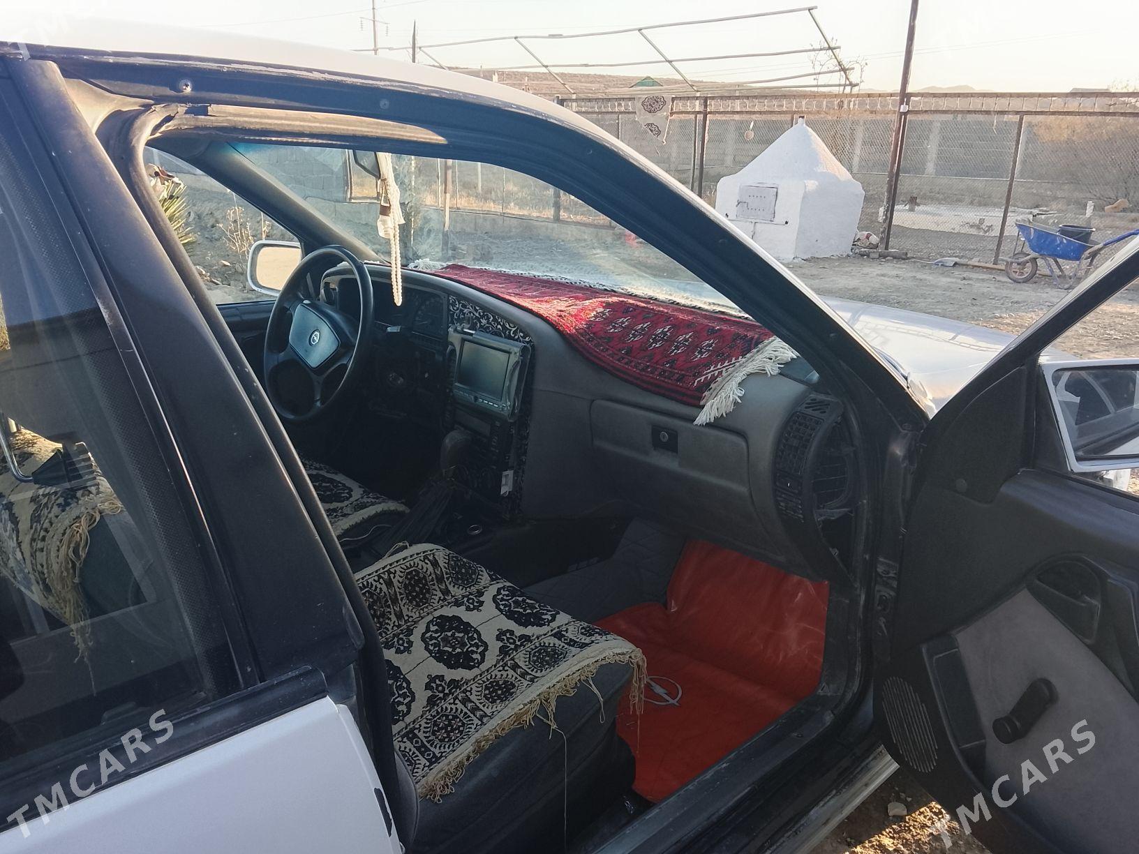 Opel Omega 1989 - 20 000 TMT - Махтумкули - img 3