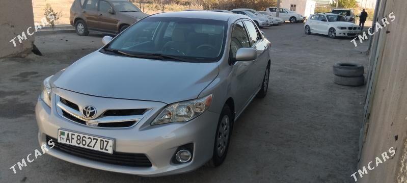 Toyota Corolla 2012 - 170 000 TMT - Дашогуз - img 4
