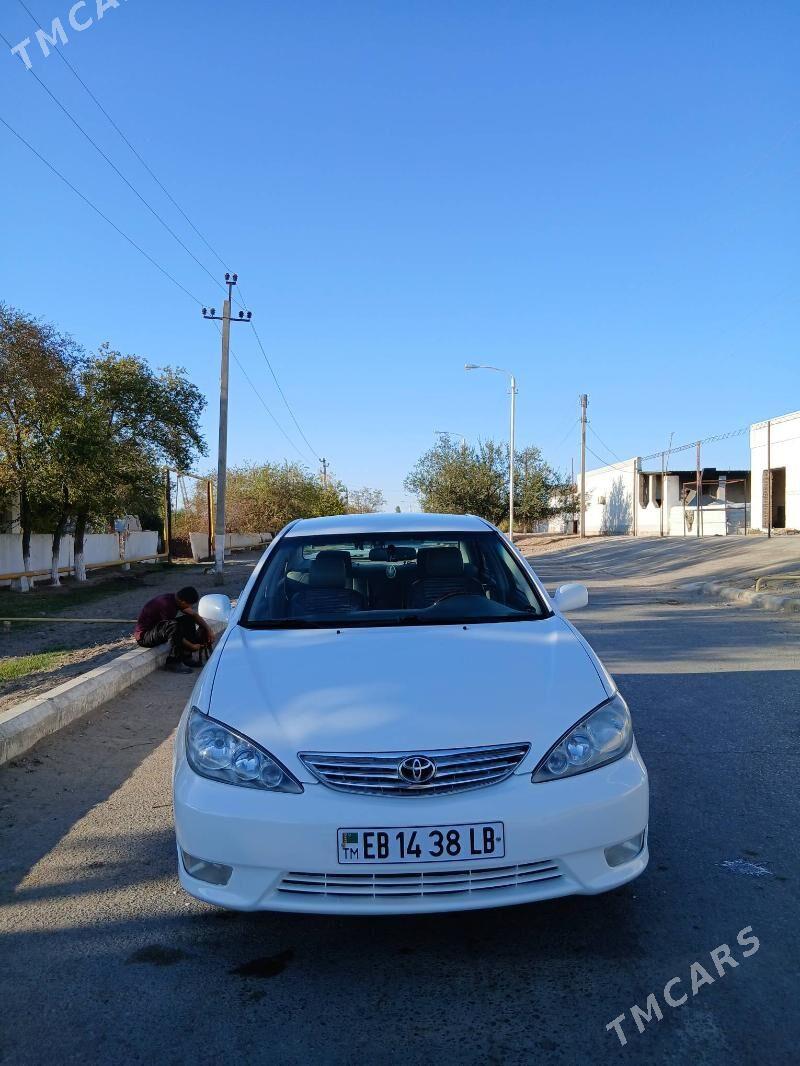 Toyota Camry 2004 - 177 000 TMT - Туркменабат - img 2
