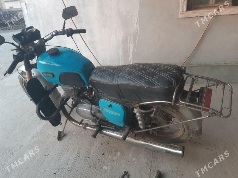 Iž Planeta 4 2005 - 9 000 TMT - Halaç - img 3