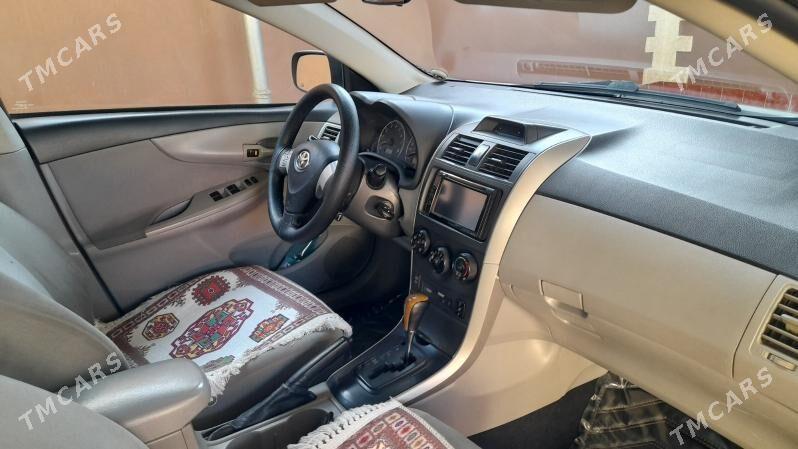 Toyota Corolla 2012 - 170 000 TMT - Гёкдже - img 6