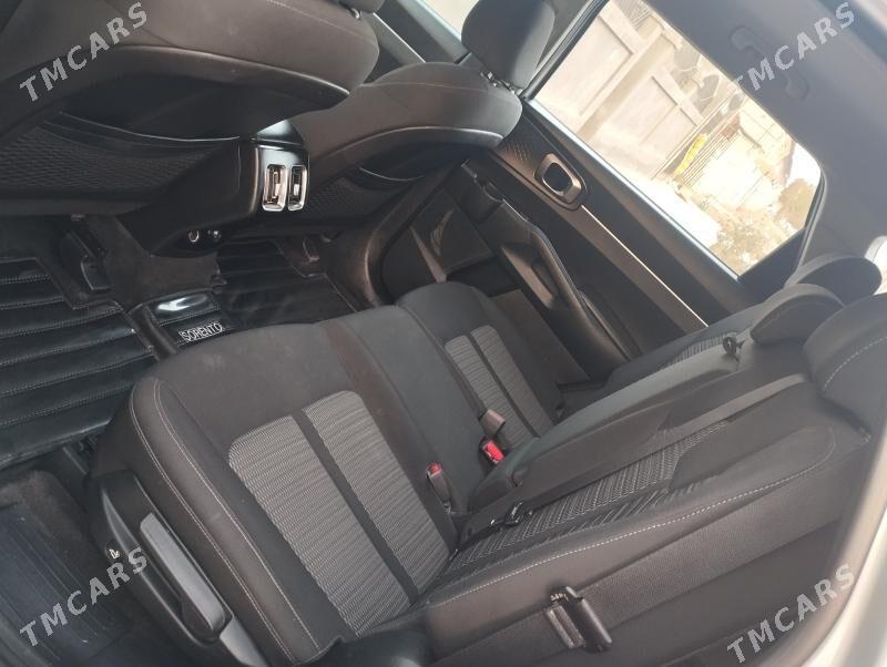 Kia Sorento 2021 - 320 000 TMT - Türkmenabat - img 5