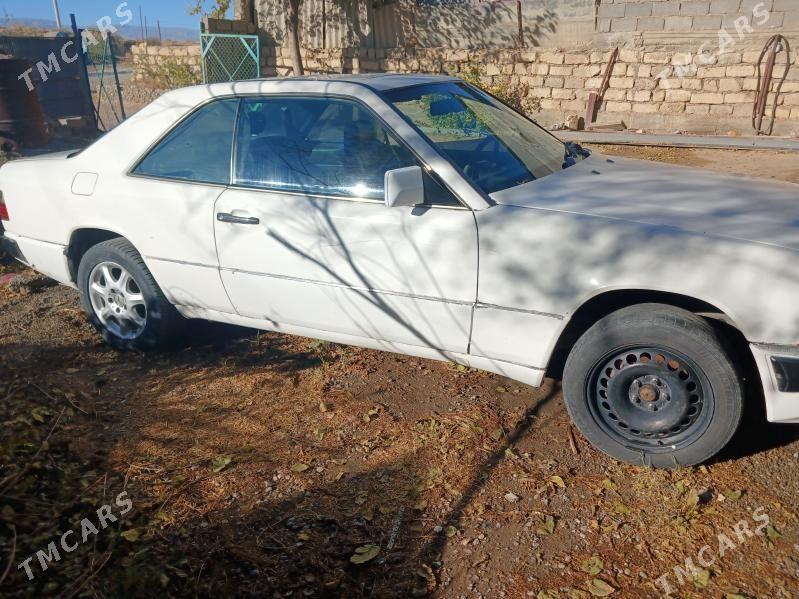 Mercedes-Benz 300E 1991 - 45 000 TMT - Анев - img 1