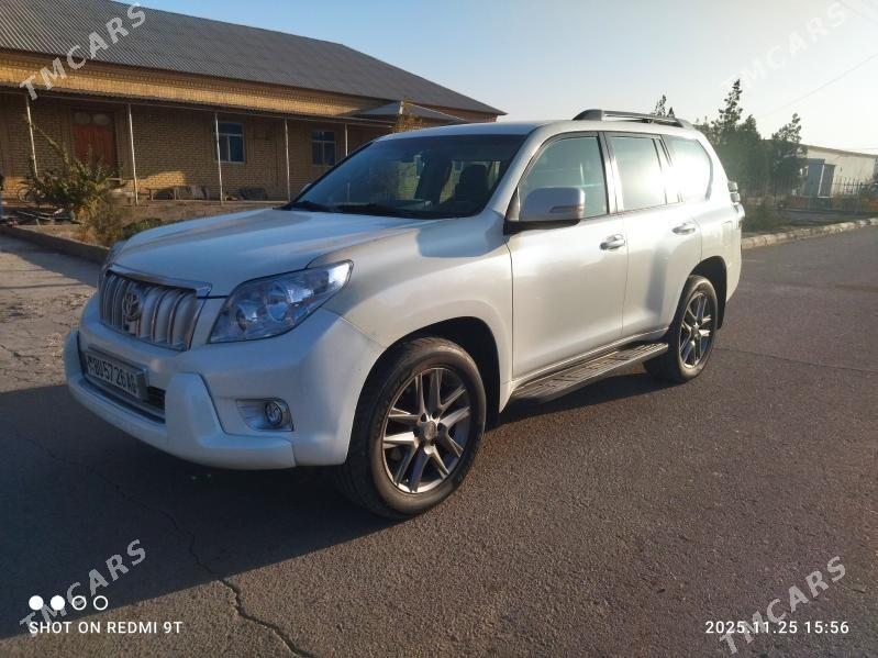 Toyota Land Cruiser Prado 2010 - 520 000 TMT - Шабатский этрап - img 1