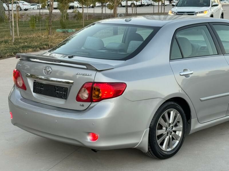 Toyota Corolla 2010 - 172 000 TMT - Ашхабад - img 4