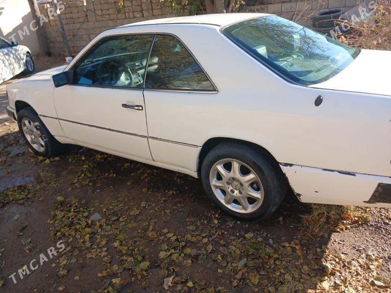 Mercedes-Benz 300E 1991 - 45 000 TMT - Анев - img 3