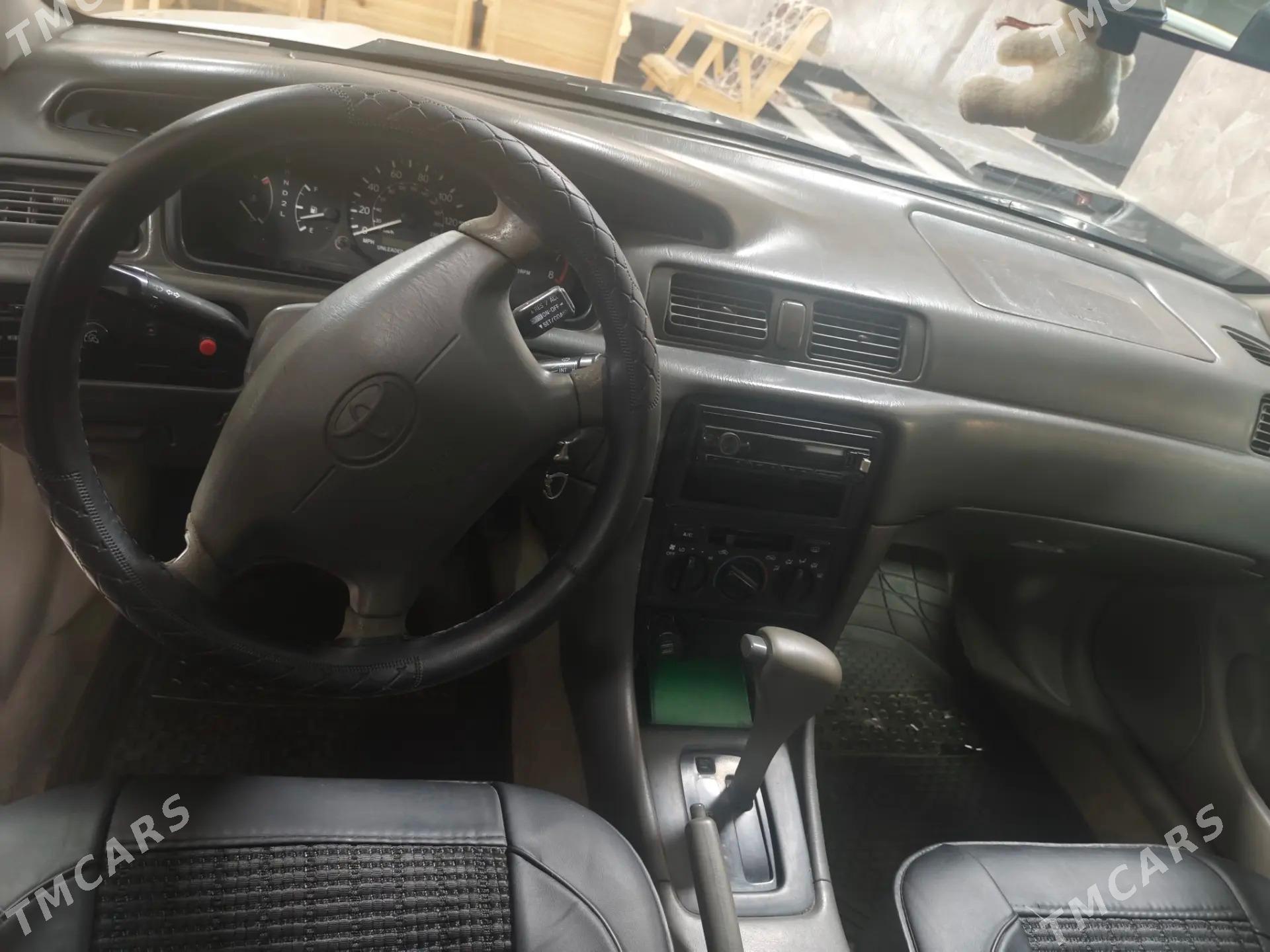 Toyota Camry 1999 - 140 000 TMT - Саят - img 4