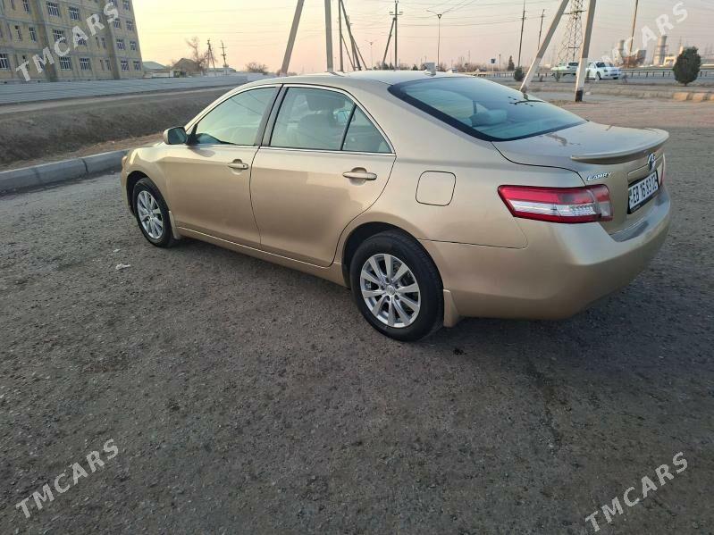 Toyota Camry 2010 - 180 000 TMT - Дашогуз - img 8