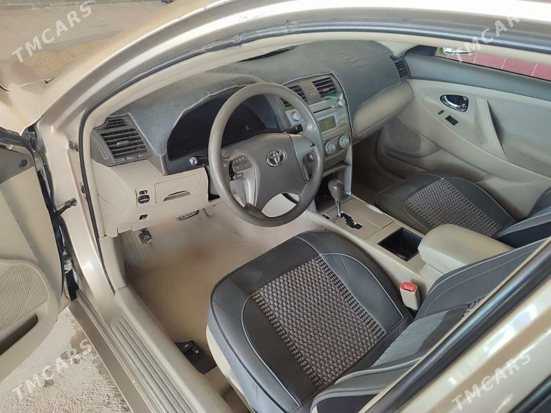Toyota Camry 2009 - 165 000 TMT - Мары - img 3