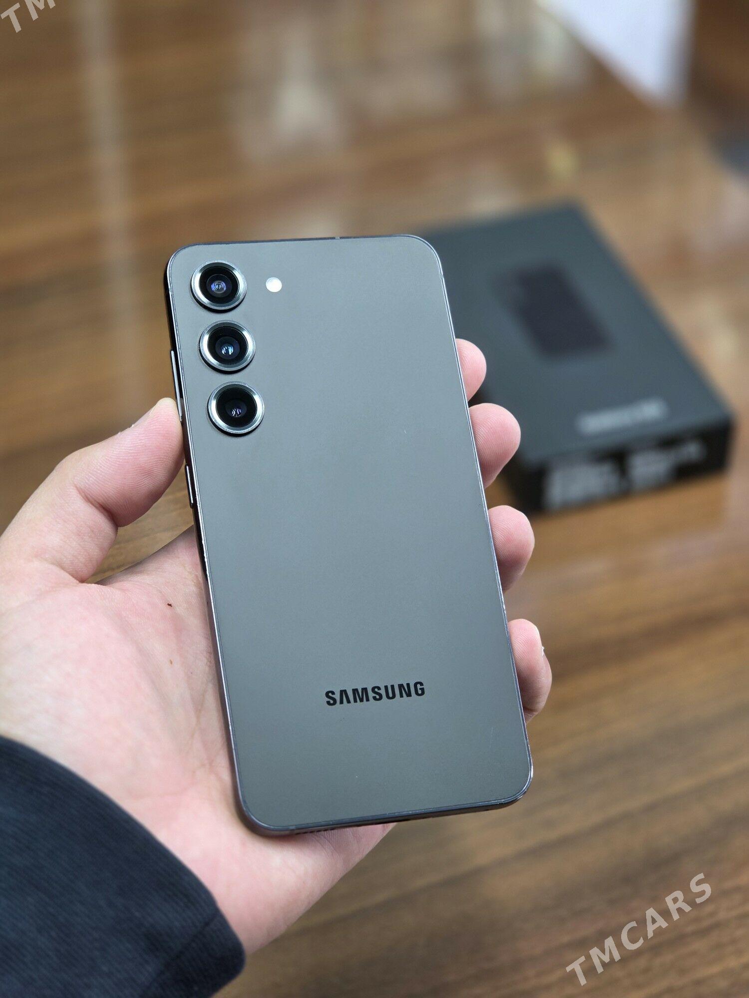 Samsung Galaxy S23 - Mary - img 4