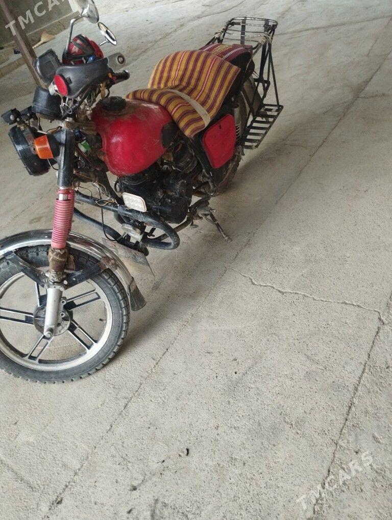 Iž Planeta 2022 - 8 500 TMT - Bäherden - img 2