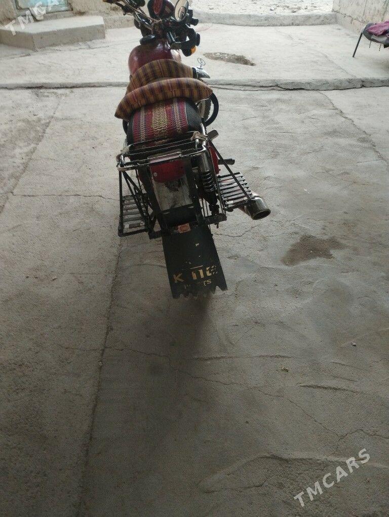 Iž Planeta 2022 - 8 500 TMT - Bäherden - img 1