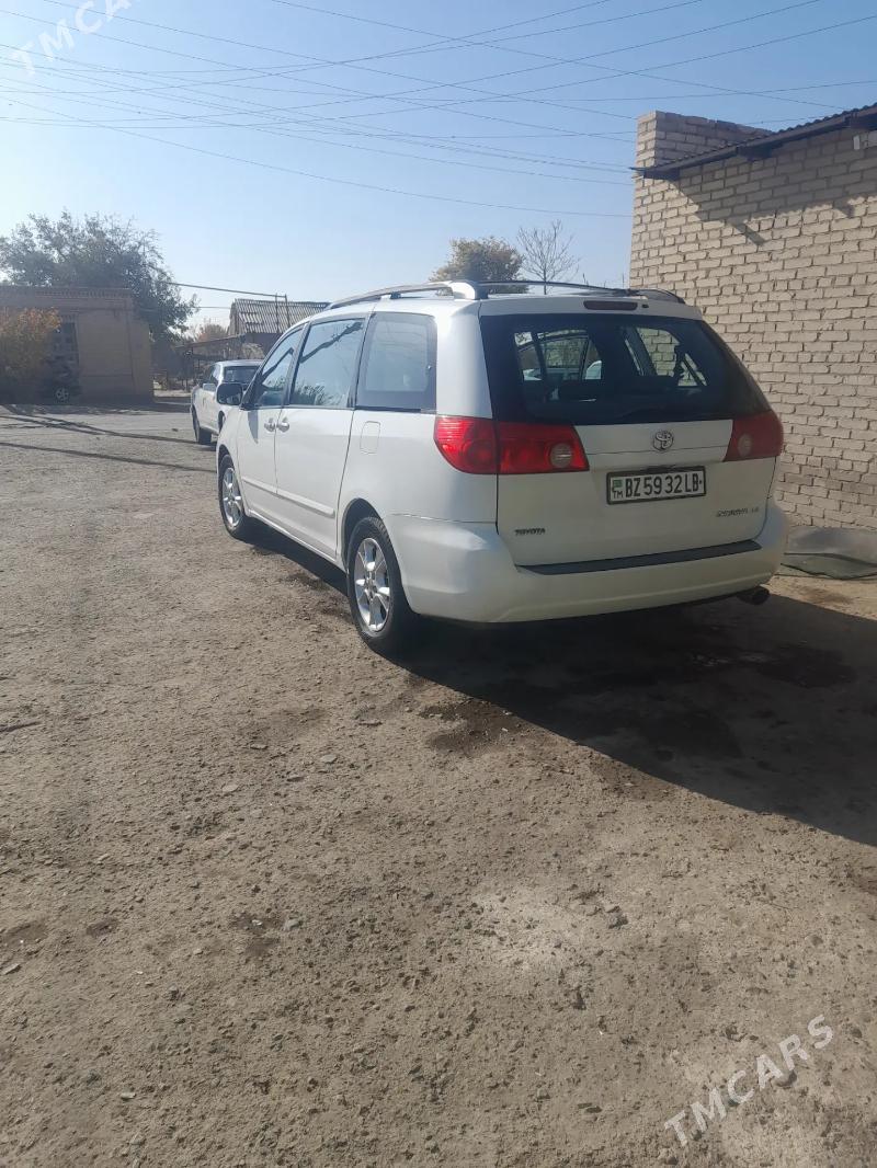 Toyota Sienna 2008 - 200 000 TMT - Sakar - img 2