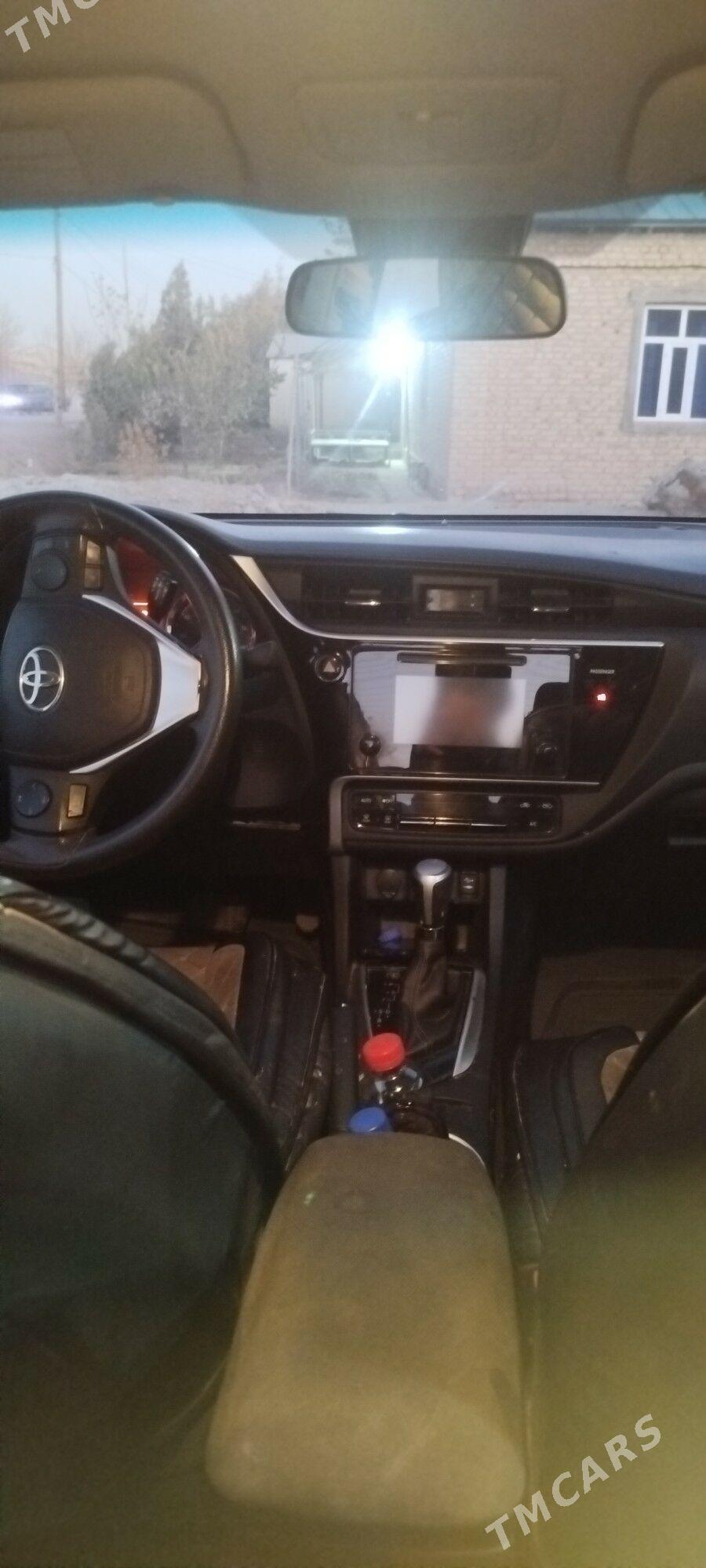 Toyota Corolla 2017 - 210 000 TMT - Гороглы (Тагта) - img 5