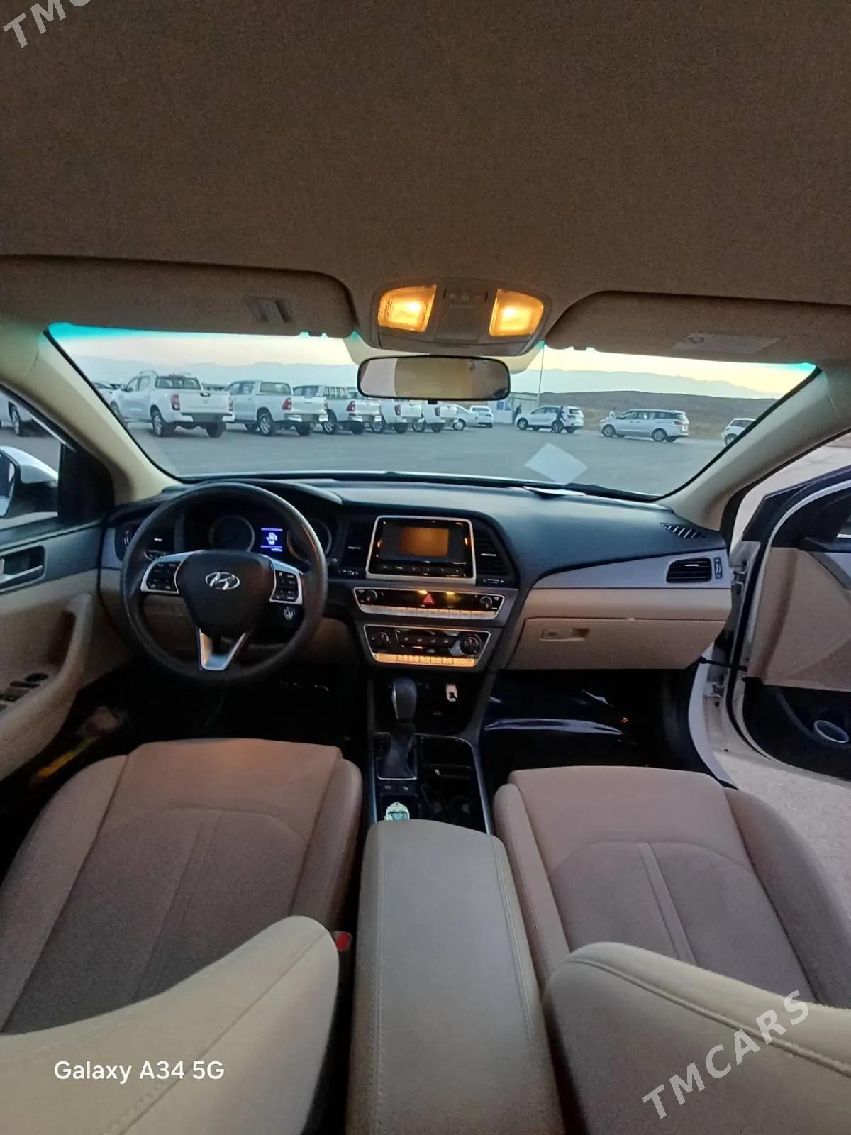 Hyundai Sonata 2019 - 240 000 TMT - Ашхабад - img 9