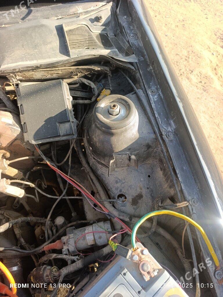 Opel Vectra 1992 - 23 000 TMT - Газаджак - img 4