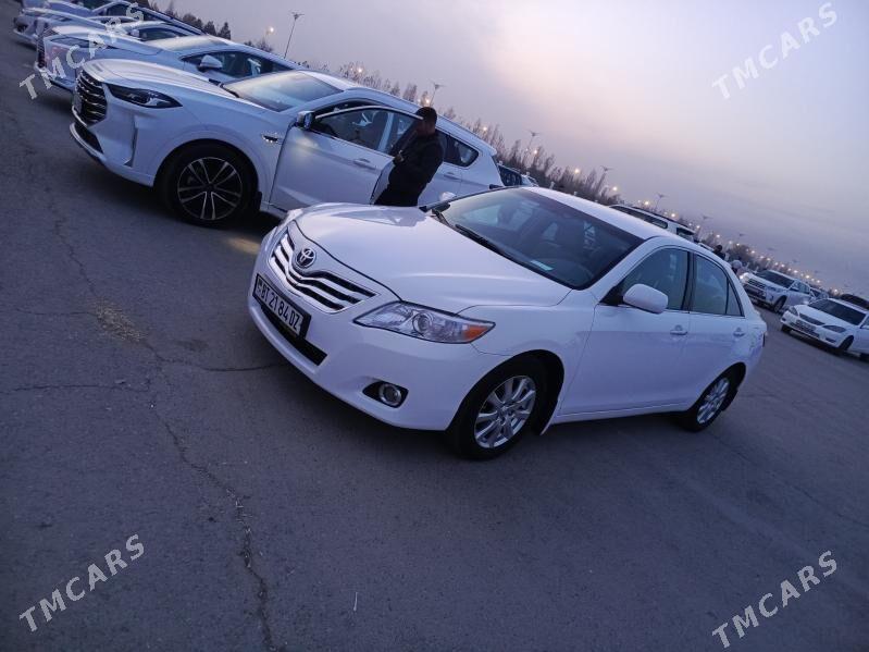 Toyota Camry 2010 - 200 000 TMT - Дашогуз - img 4