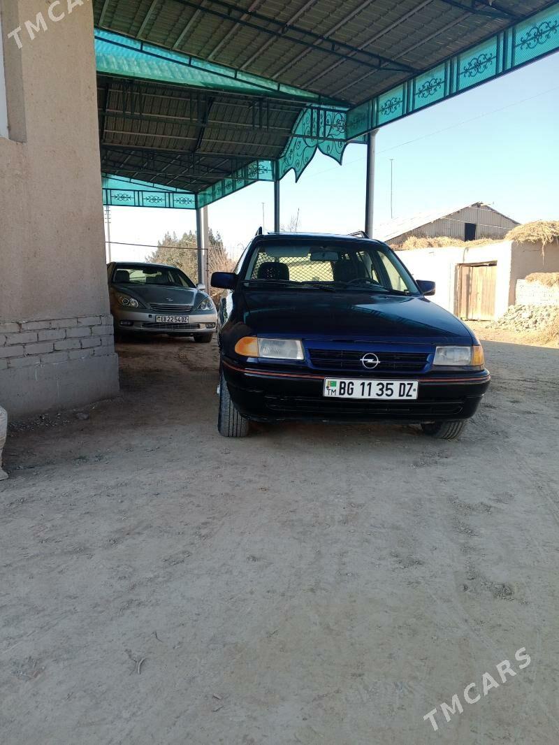 Opel Astra 1993 - 47 000 TMT - Шабатский этрап - img 2