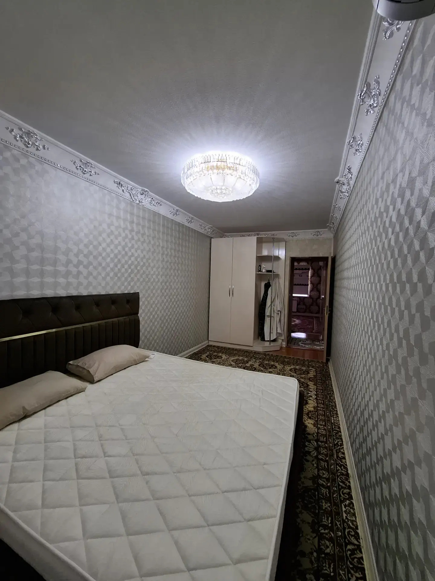 11 Mkr 3 Komnat - 11 мкр - img 10