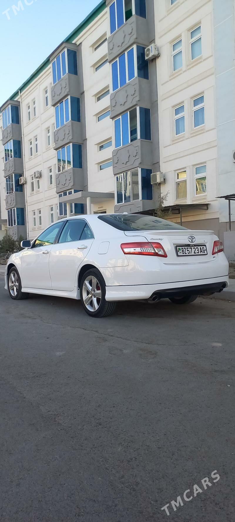Toyota Camry 2010 - 220 000 TMT - Aşgabat - img 2
