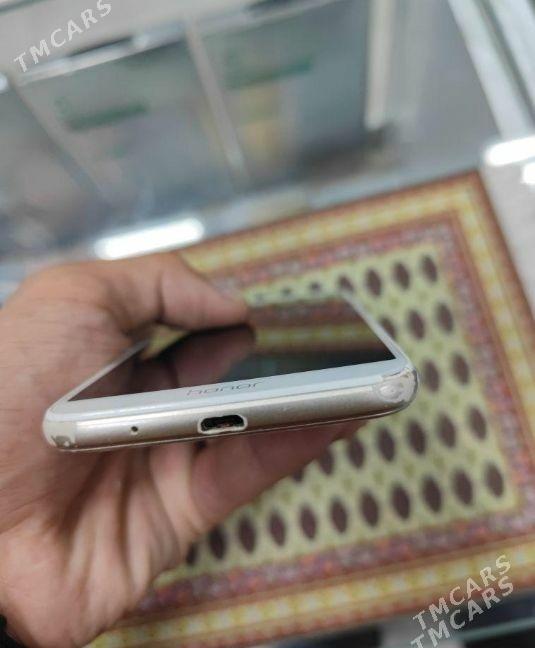 Honor 7s 16 - Гаудан "Б" - img 4