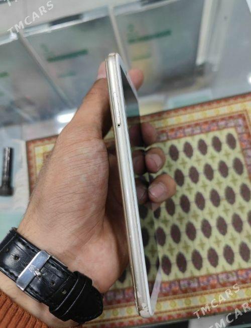 Honor 7s 16 - Гаудан "Б" - img 6