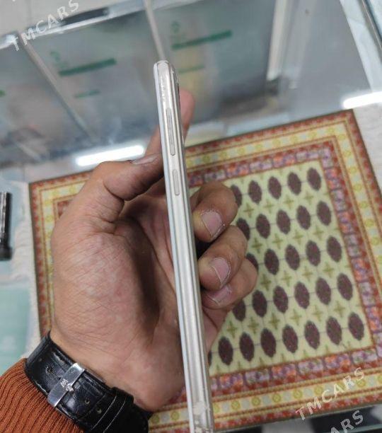 Honor 7s 16 - Гаудан "Б" - img 5