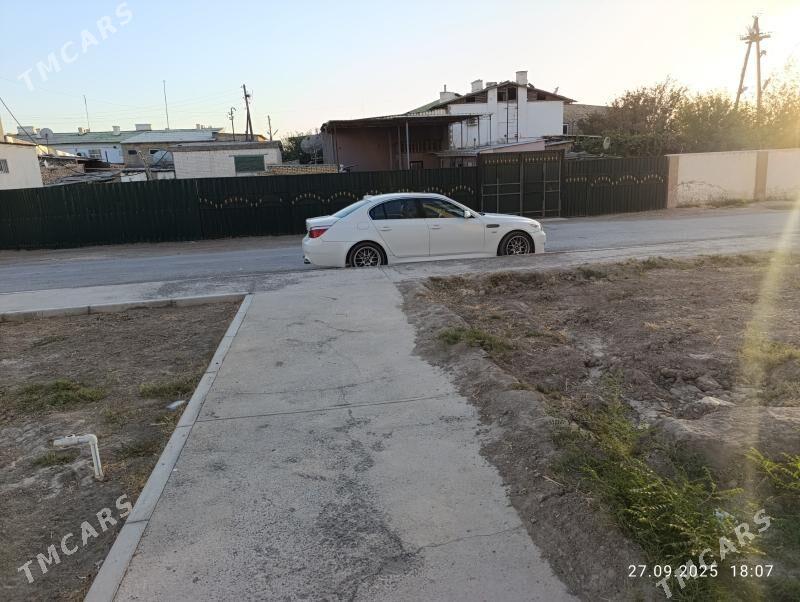 BMW E60 2004 - 140 000 TMT - Türkmenabat - img 2