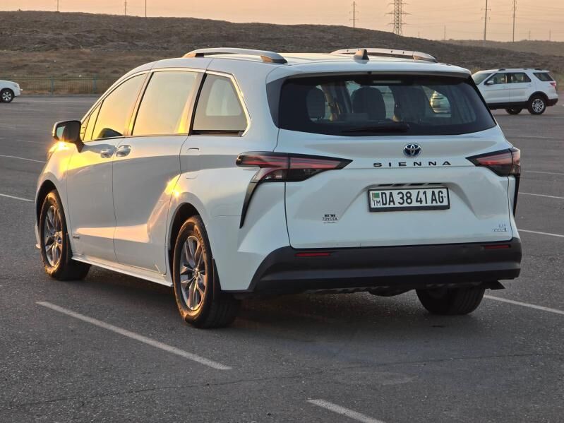 Toyota Sienna 2021 - 465 000 TMT - Ашхабад - img 6