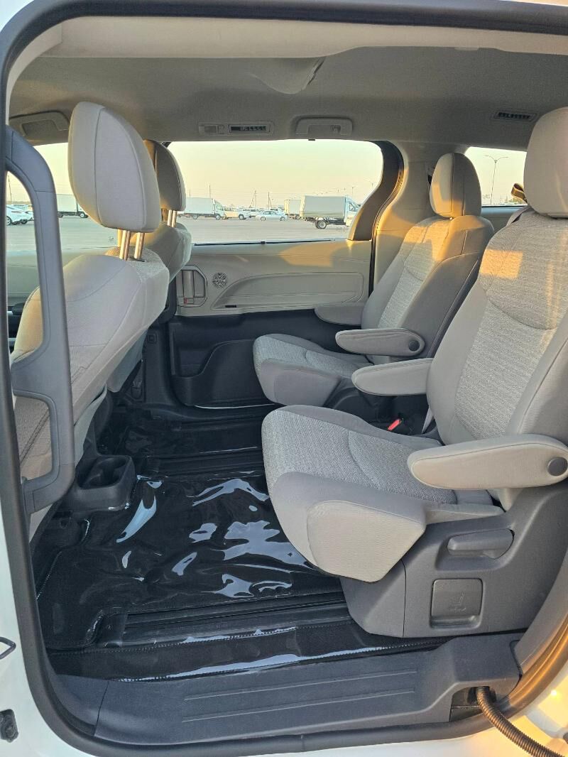 Toyota Sienna 2021 - 465 000 TMT - Ашхабад - img 3