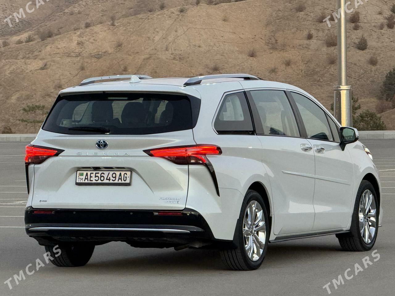 Toyota Sienna 2023 - 745 000 TMT - Aşgabat - img 4