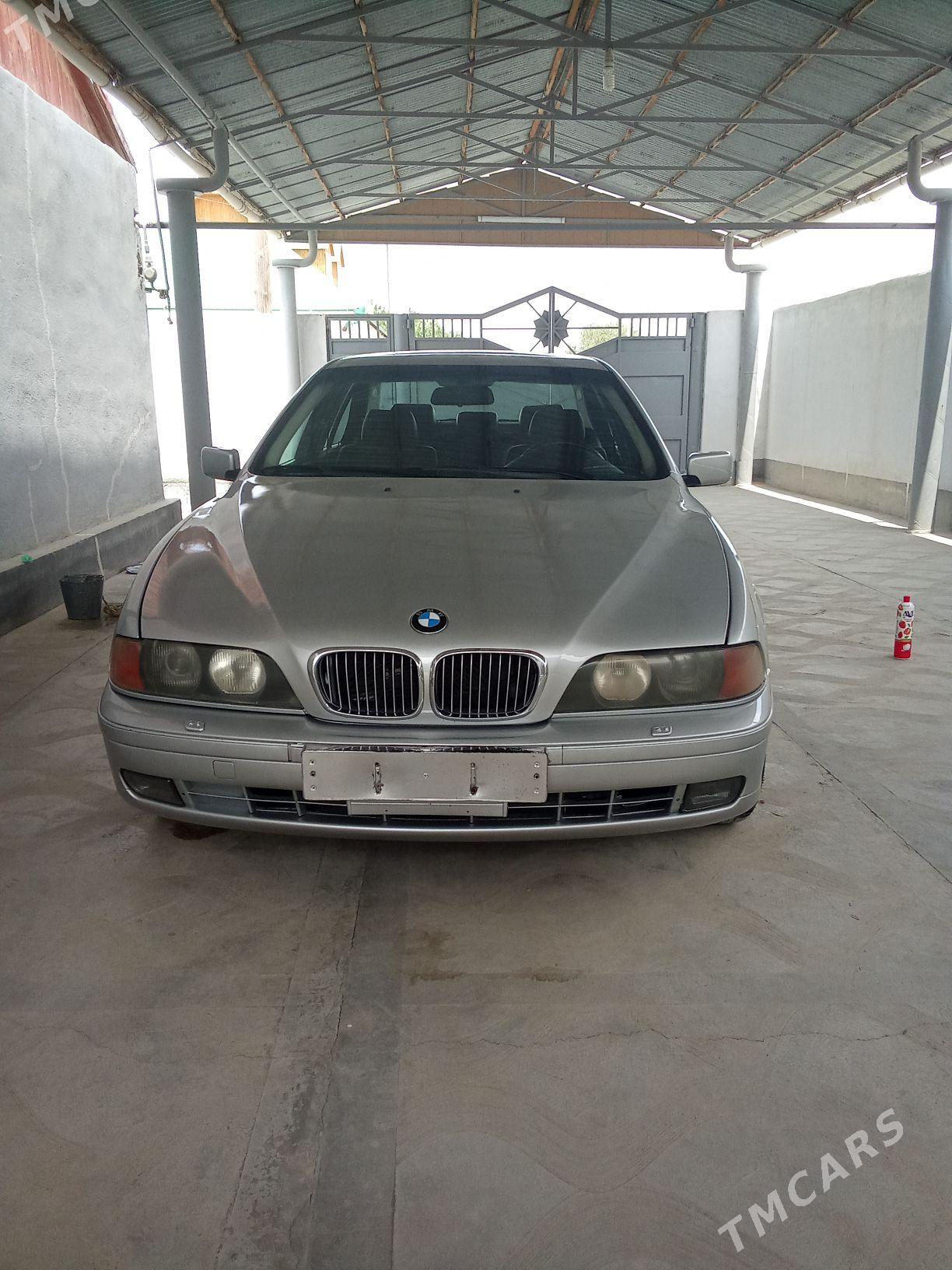 BMW 528 1996 - 85 000 TMT - Берекет - img 9