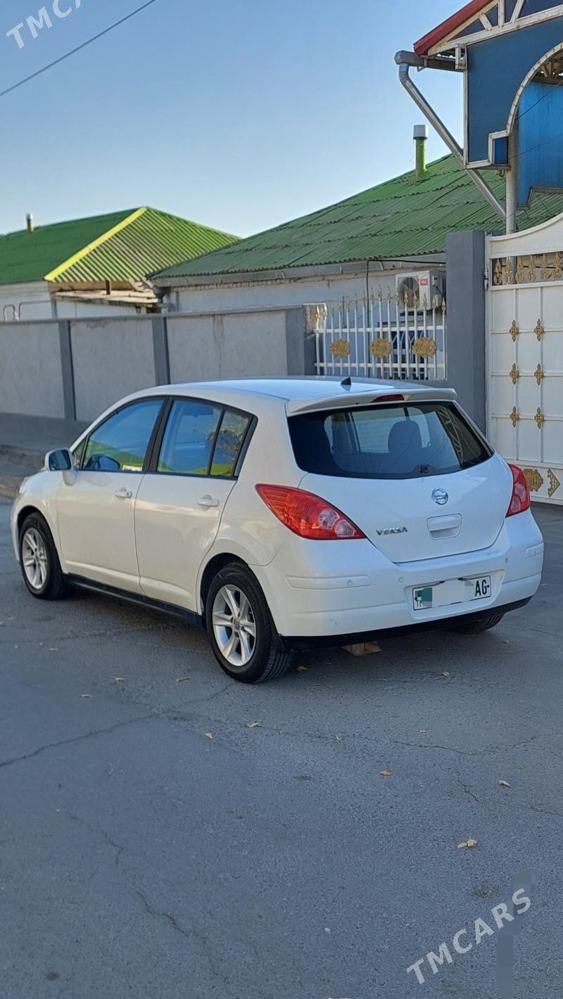 Nissan Versa 2011 - 136 000 TMT - Ашхабад - img 4