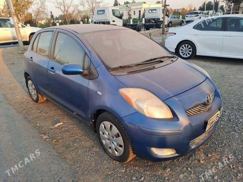 Toyota Yaris 2011 - 165 000 TMT - Мары - img 1