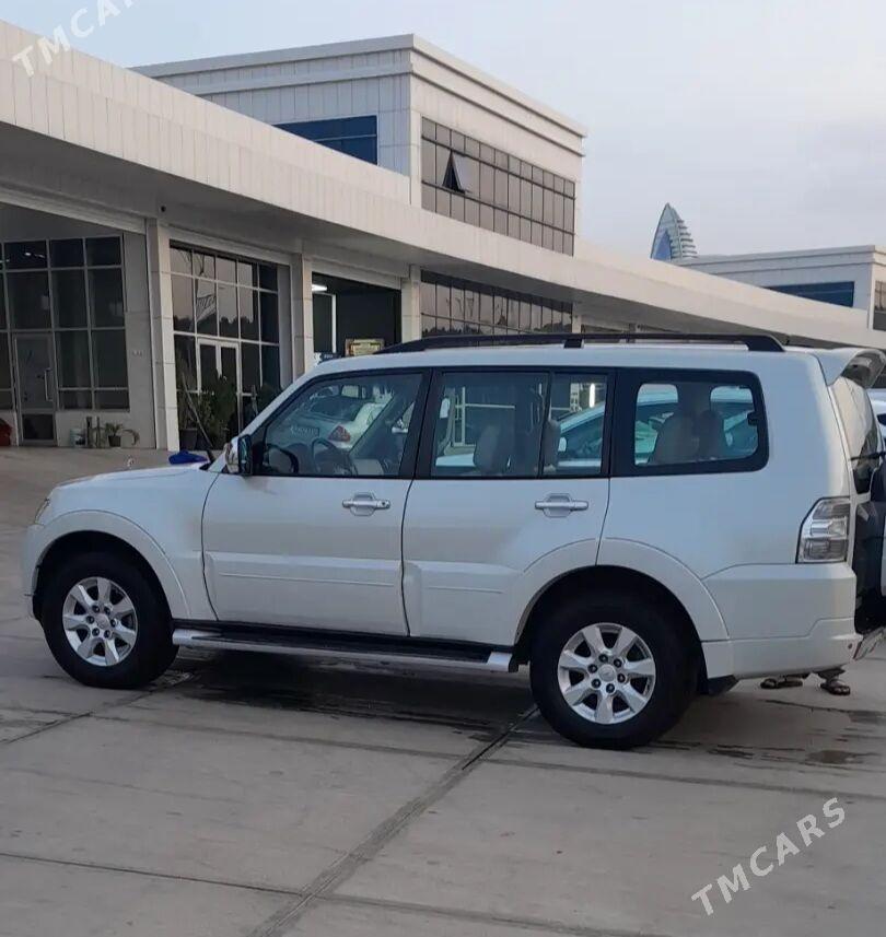 Mitsubishi Pajero 2010 - 245 000 TMT - Туркменбаши - img 1