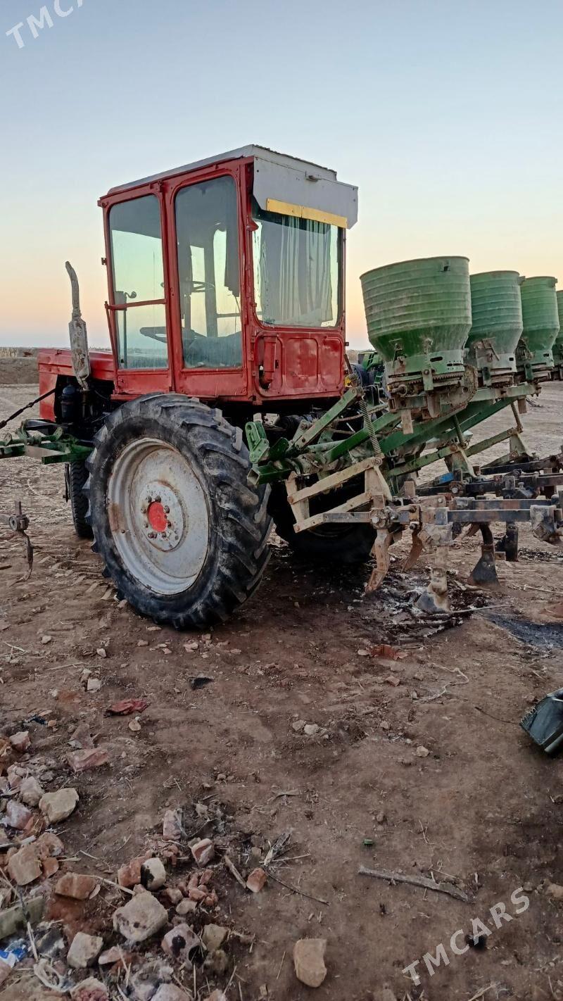MTZ T-28 1993 - 35 000 TMT - Türkmenbaşy etr. - img 3