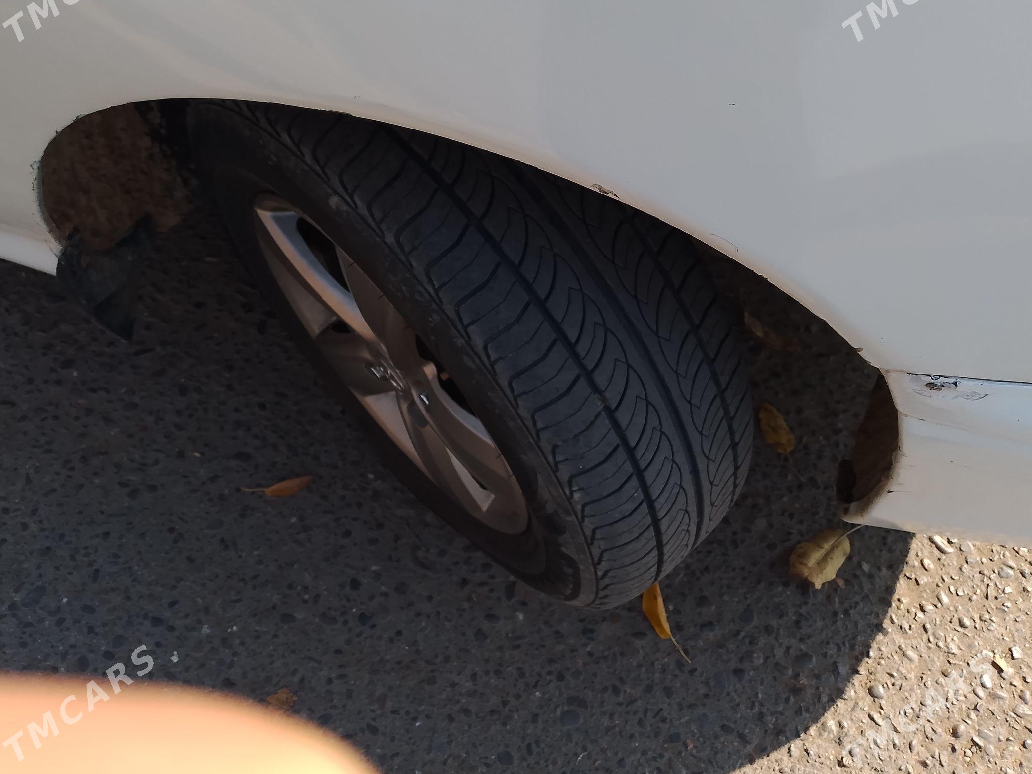 Toyota Avalon 1995 - 86 000 TMT - Ёлётен - img 2