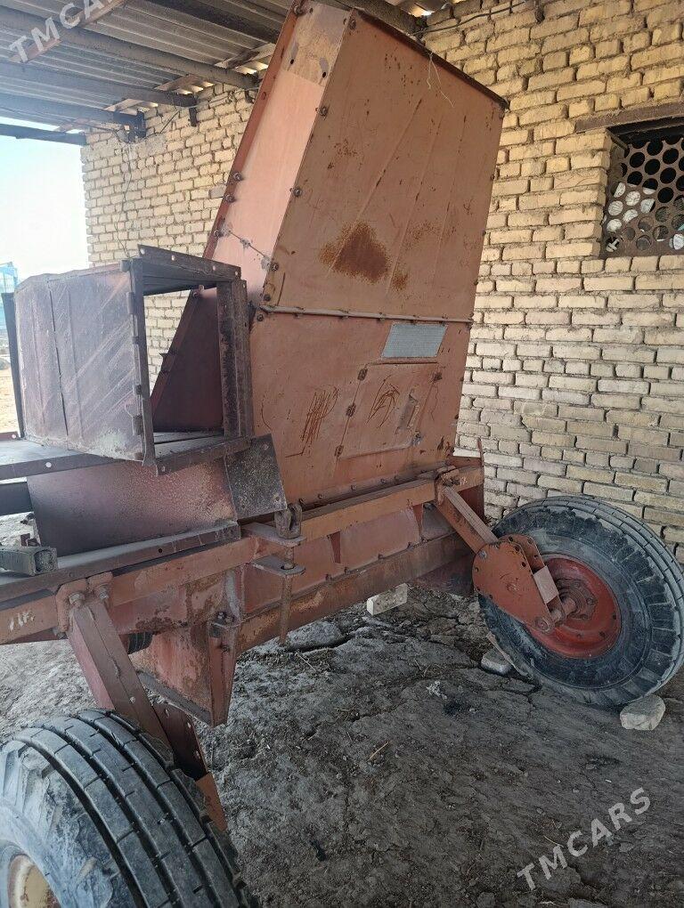 MTZ T-28 1993 - 100 000 TMT - Wekilbazar - img 4