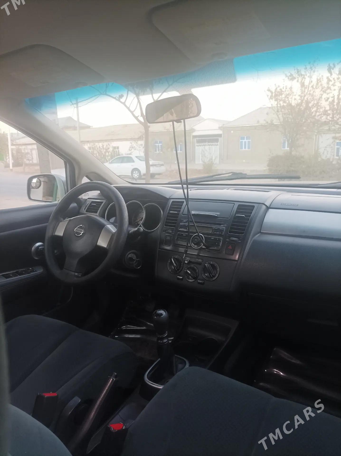 Toyota Corolla 2010 - 120 000 TMT - Ёлётен - img 3