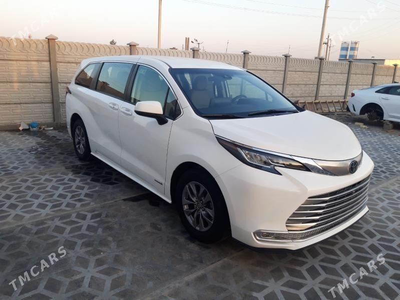 Toyota Sienna 2022 - 460 000 TMT - Мары - img 5