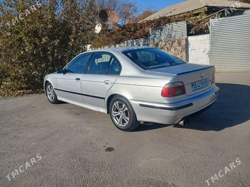 BMW E39 2001 - 90 000 TMT - Ашхабад - img 1
